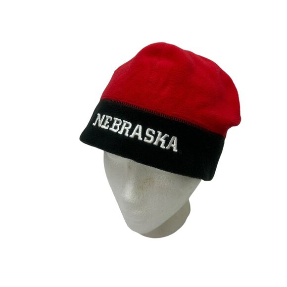 Columbia Beanie Hat Winter Cap Red Black Nebraska Canada Reversible Outdoors - Picture 1 of 16